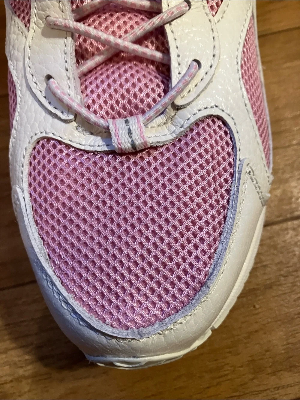 Dr. Comfort Women’s 10W Pink & White Victory Athletic Dual Closure System Shoe-